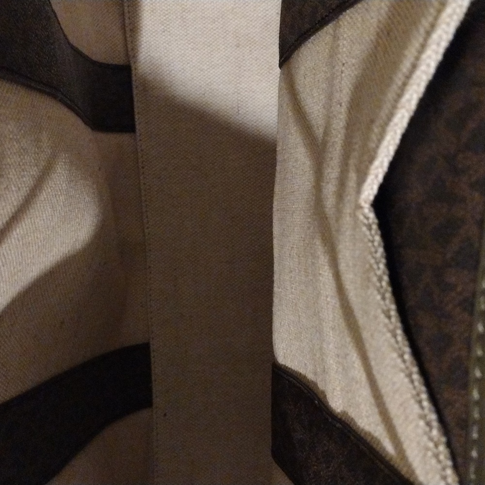 Michael Kors Large Eva Shoulder Tote Bag with wristlet Brown / Olive SOLD, SOLD, - Picture 6 of 16